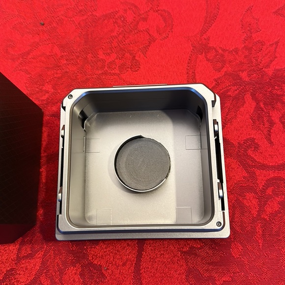 Very RARE 2014 Johnnie walker platinum label, aged 18 years empty box and sleeve - Picture 11 of 12